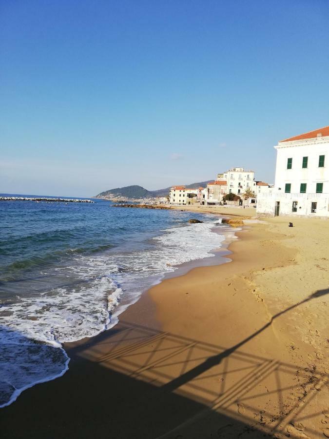 Casa Francesca E Rooms Santa Maria di Castellabate Bagian luar foto